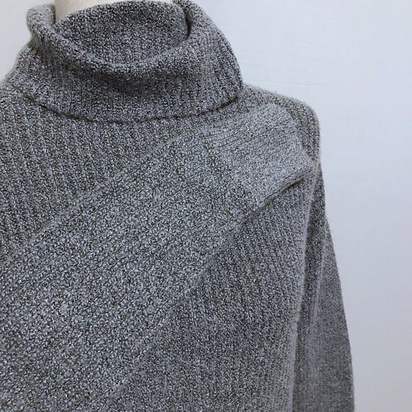 Polly & Esther NWT Turtleneck Tunic Sweater Juniors XS - Picture 3 of 9